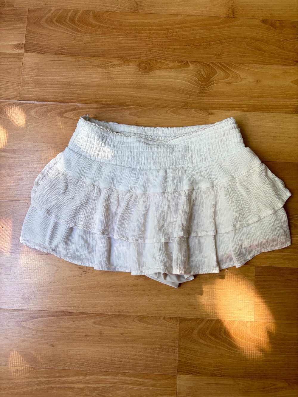 Aeropostale White Tiered Ruffle Skort